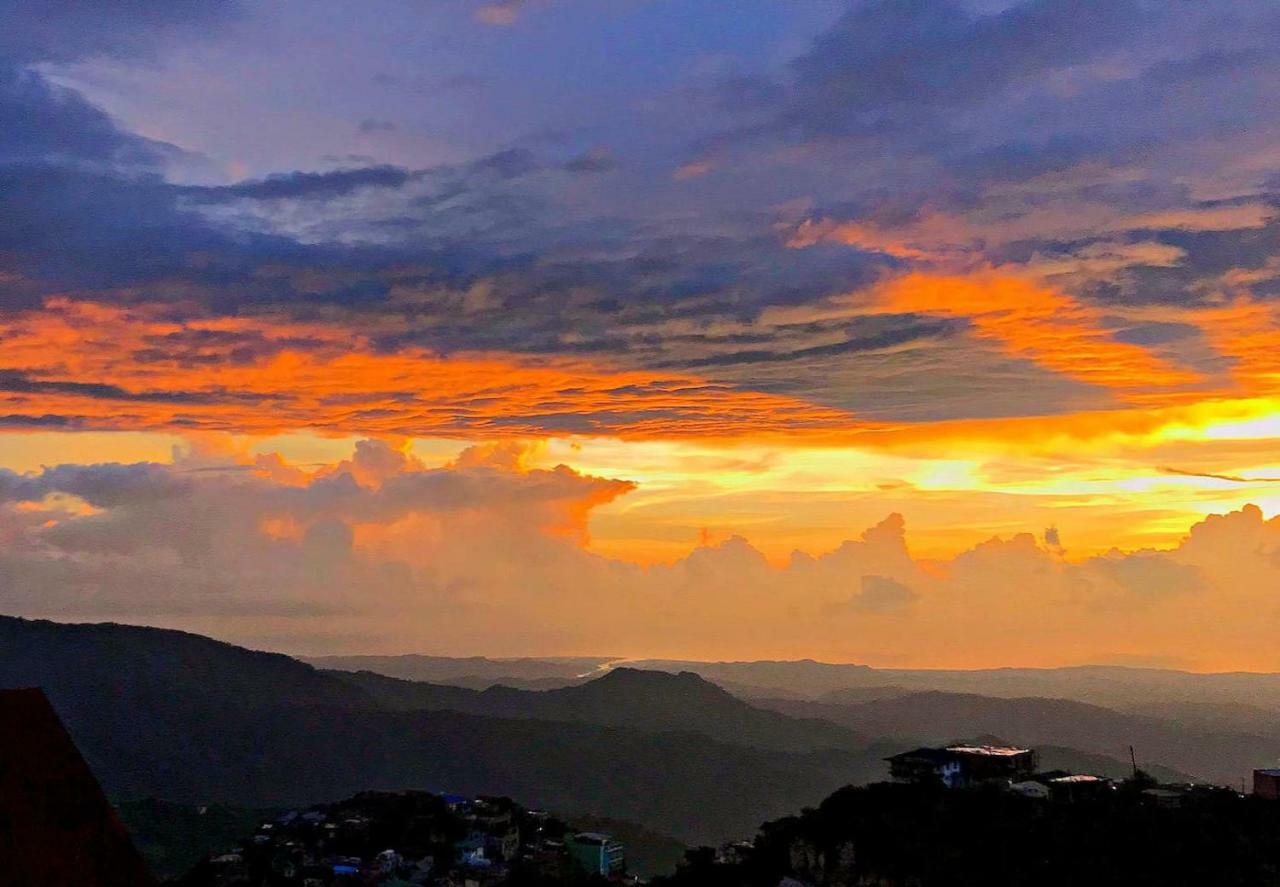 Vacation House In Baguio With Amazing Sunset Views Baguio City Kültér fotó